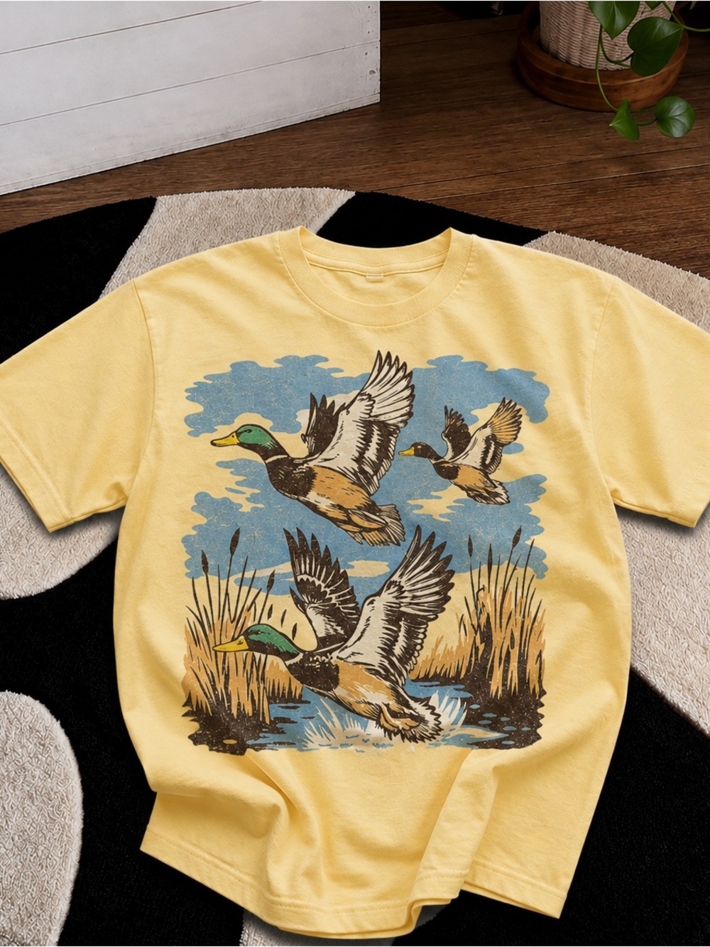Camo Mallard Duck Hunting Graphic Tee - Yellow Unisex Gift for her